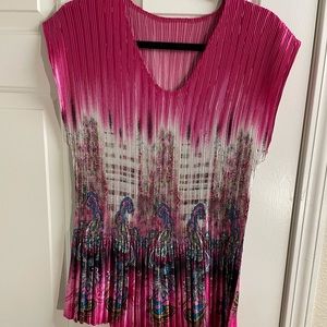 NWT FC Brand Mini Pleated Top